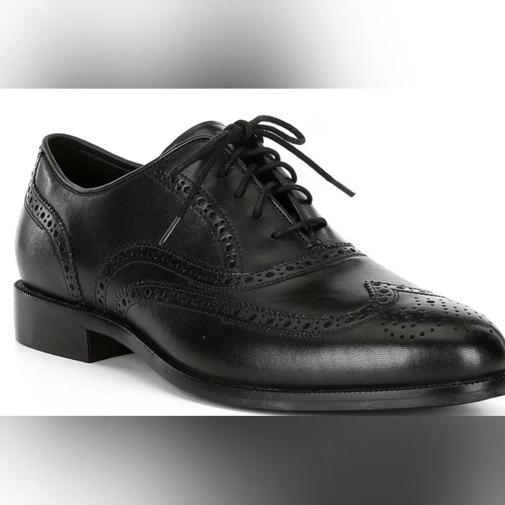 COLE HAAN / SIZE 11 1/2 M.  / BLACK MEN'S BROADWAY WINGTIP OXFORDS
